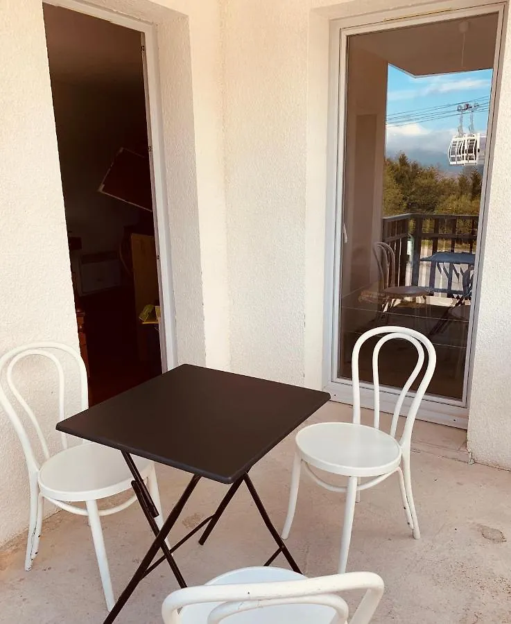 Appartement T3 - 6 Pers - Pieds Des Pistes + Piscine Balcon à Ax-les-Thermes