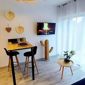 https://appartement-cosy-detente-avec-terrasse.inbrittany.com